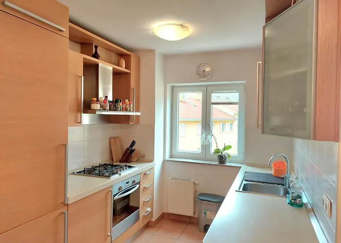 Apartma 아파트 이졸라