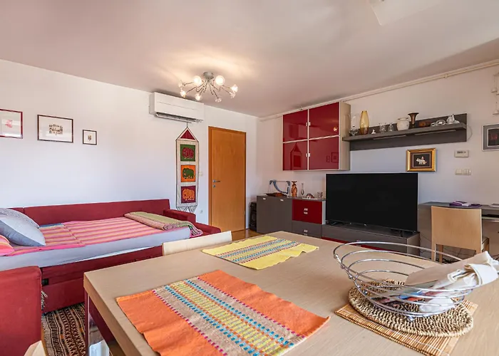 아파트 Apartma 이졸라